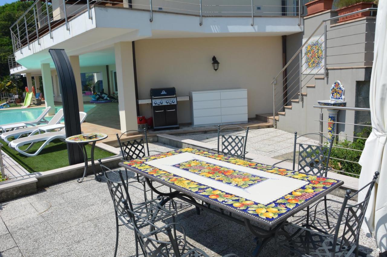 Il Girasole Apartment Meina Exterior photo